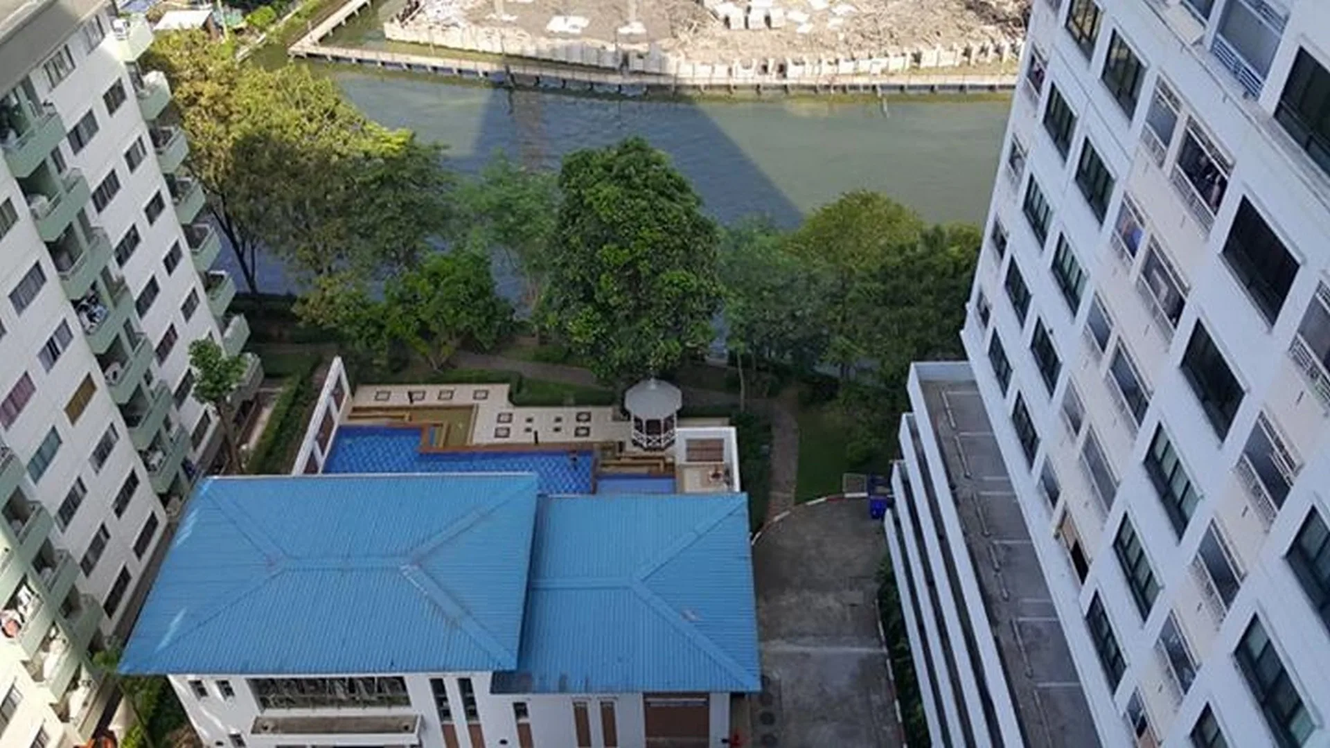 Property photos for Lumpini Ville Sukhumvit 77