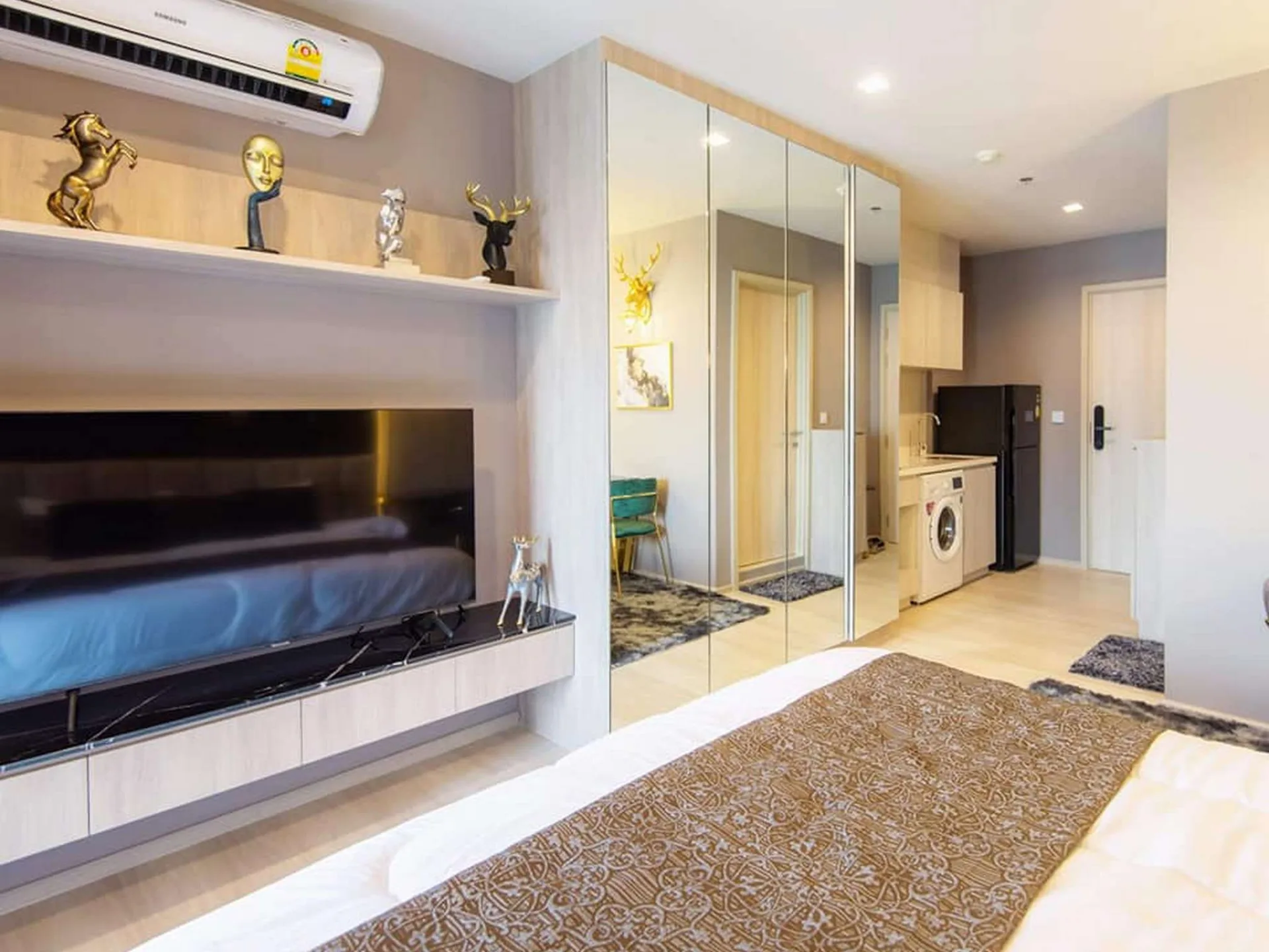 Property photos for Life One Wireless