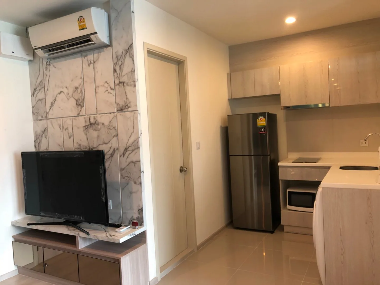 Property photos for Life Asoke