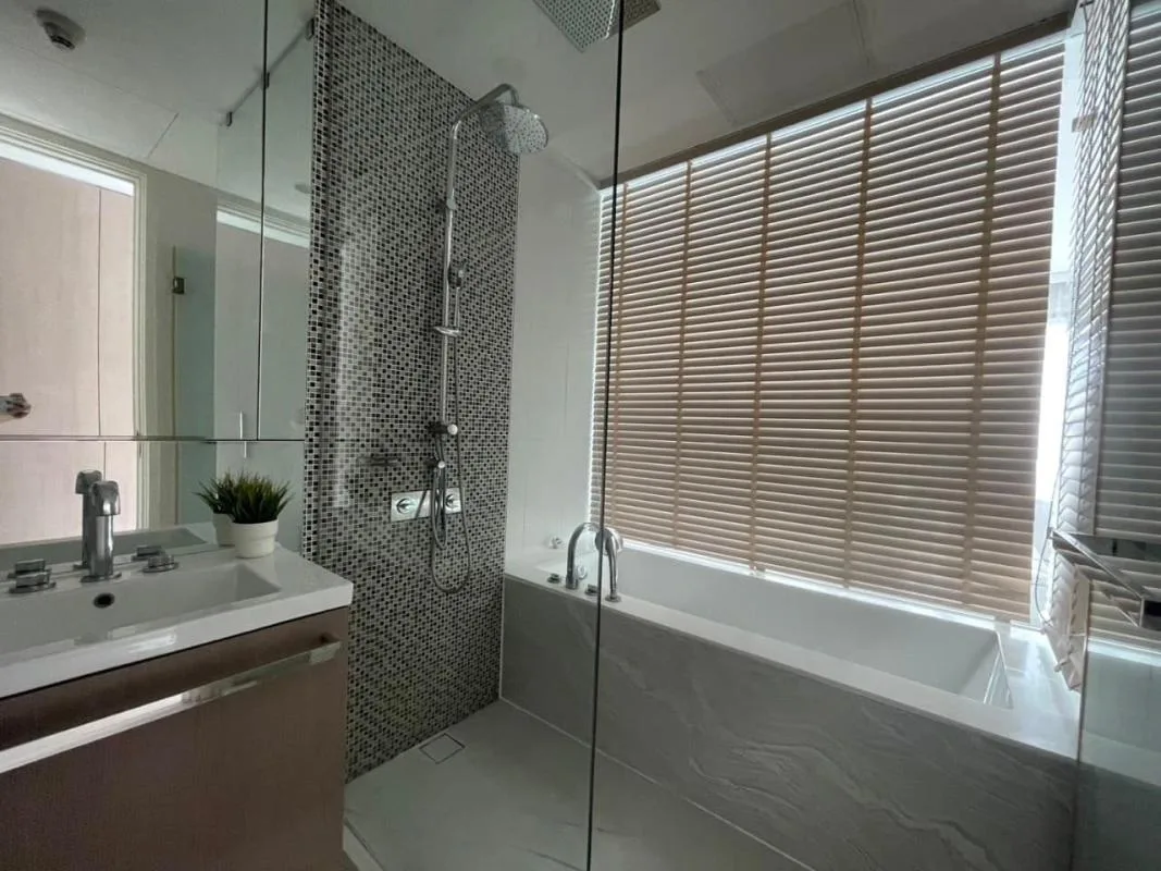 Property photos for 185 Rajadamri
