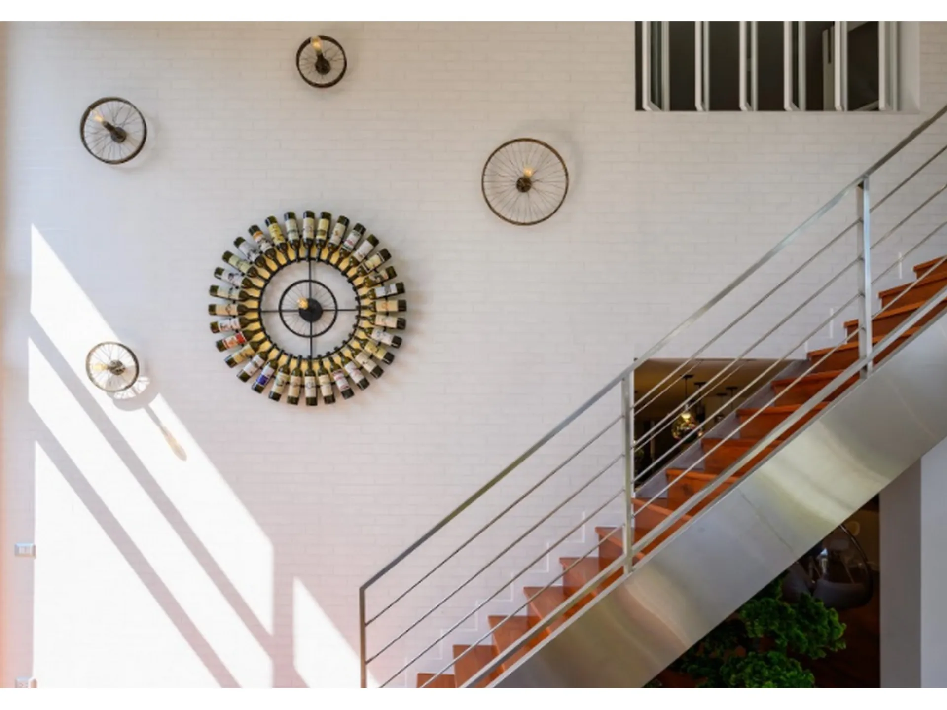 Property photos for Benviar Tonson Residence