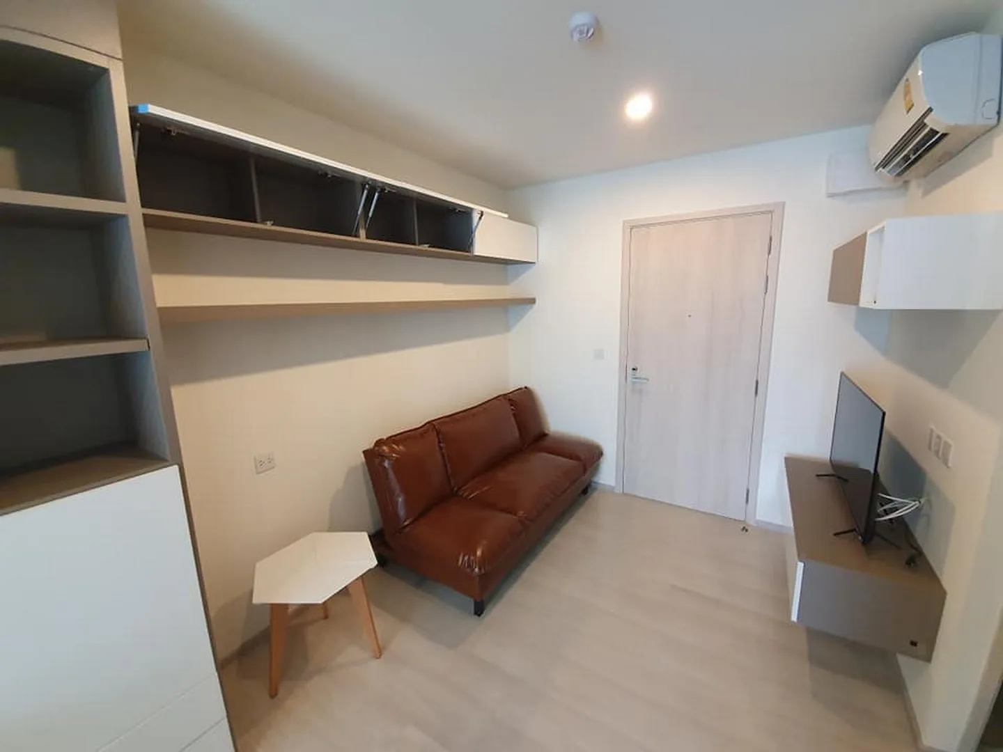Property photos for Life Asoke
