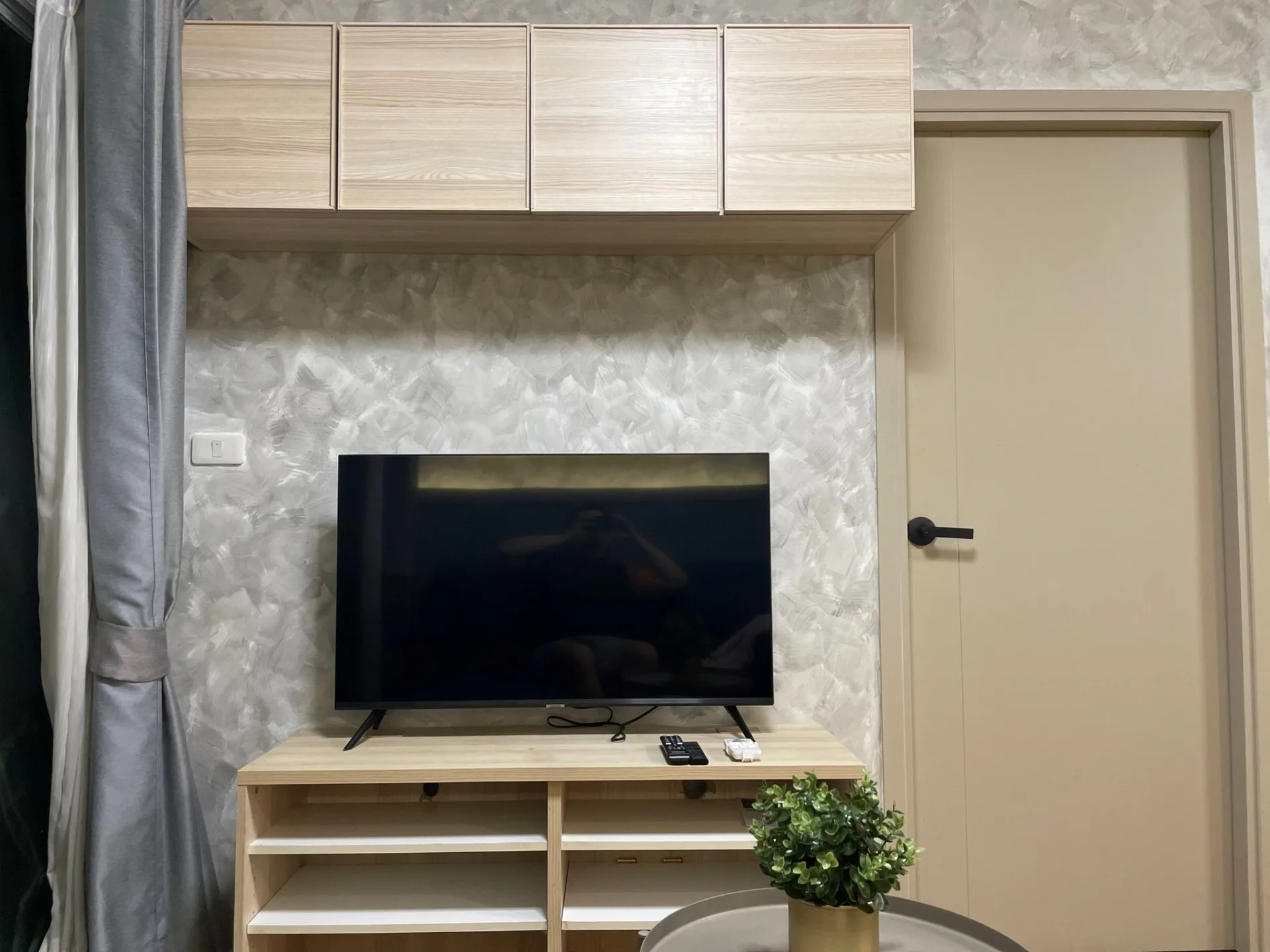 Property photos for Elio Del Ray