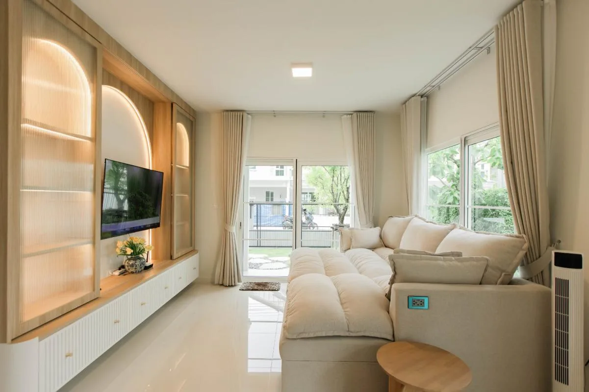 Property photos for Villaggio Srinakarin-bangna