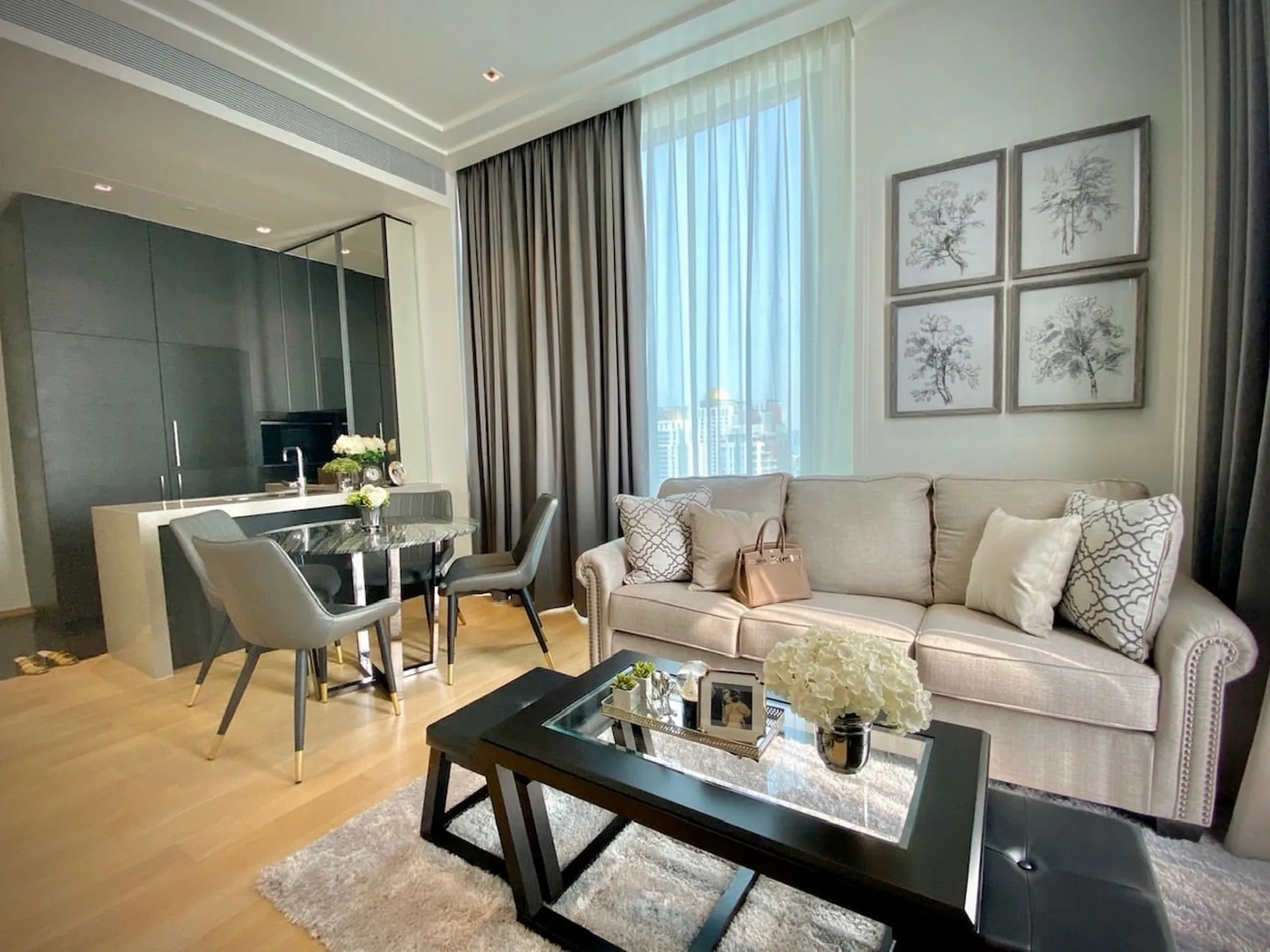Property photos for 28 Chidlom