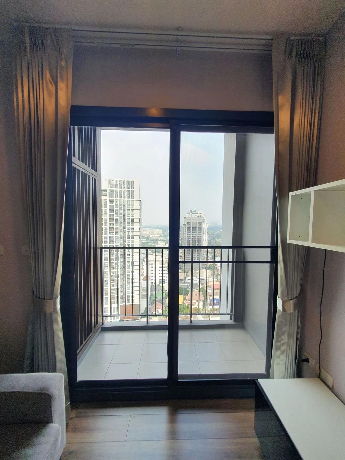 Property photos for Onyx Phaholyothin