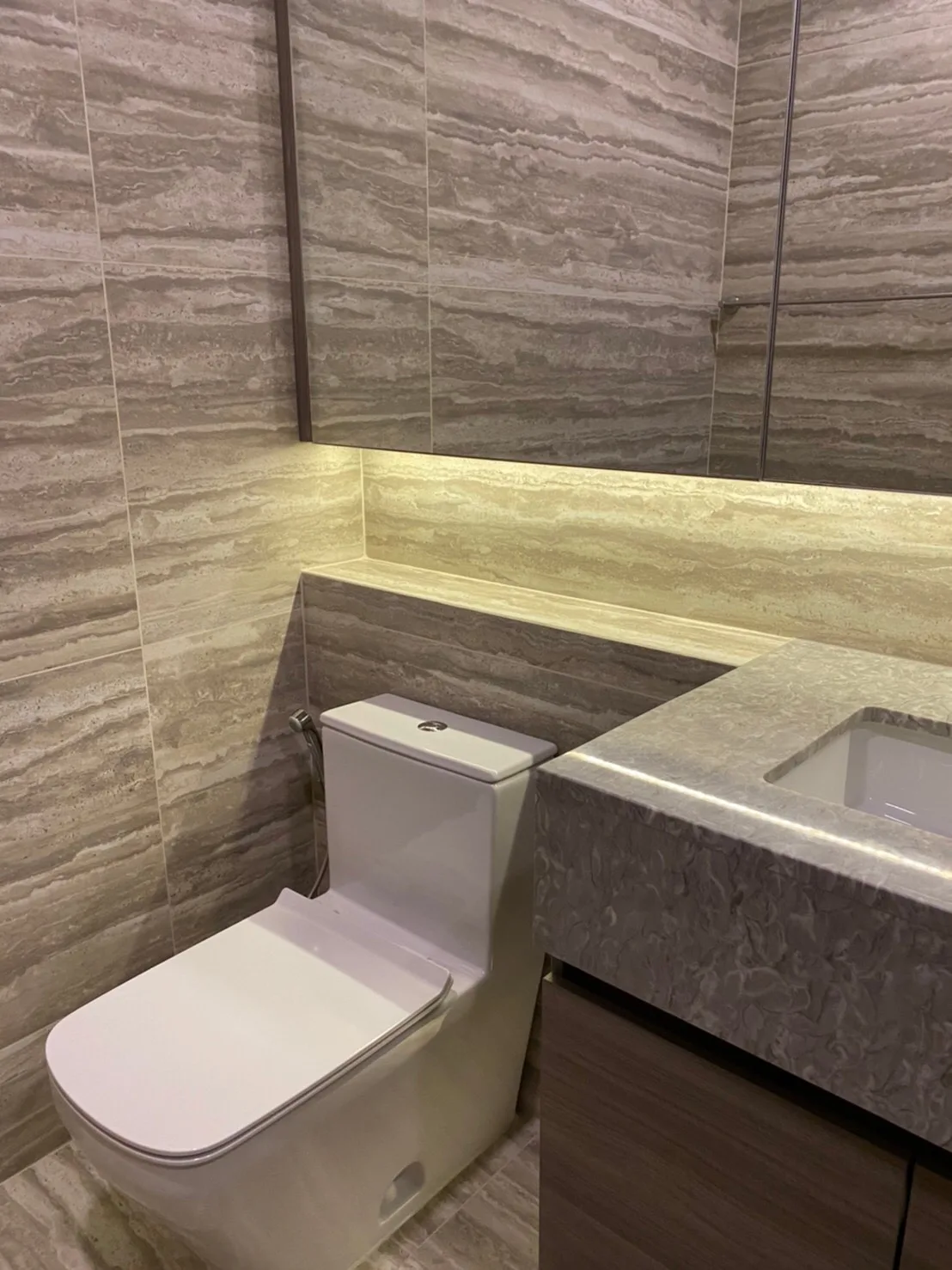 Property photos for Celes Asoke