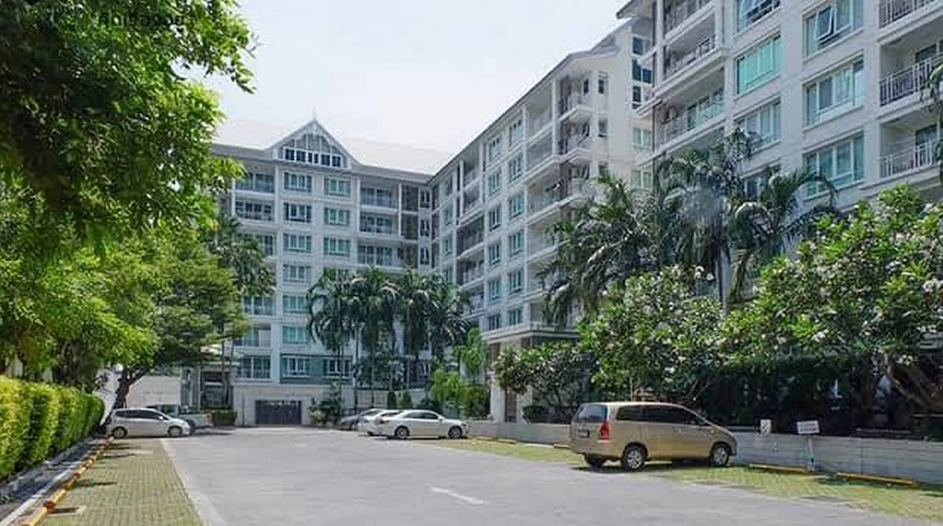 Property photos for The Bangkok Sathorn - Taksin