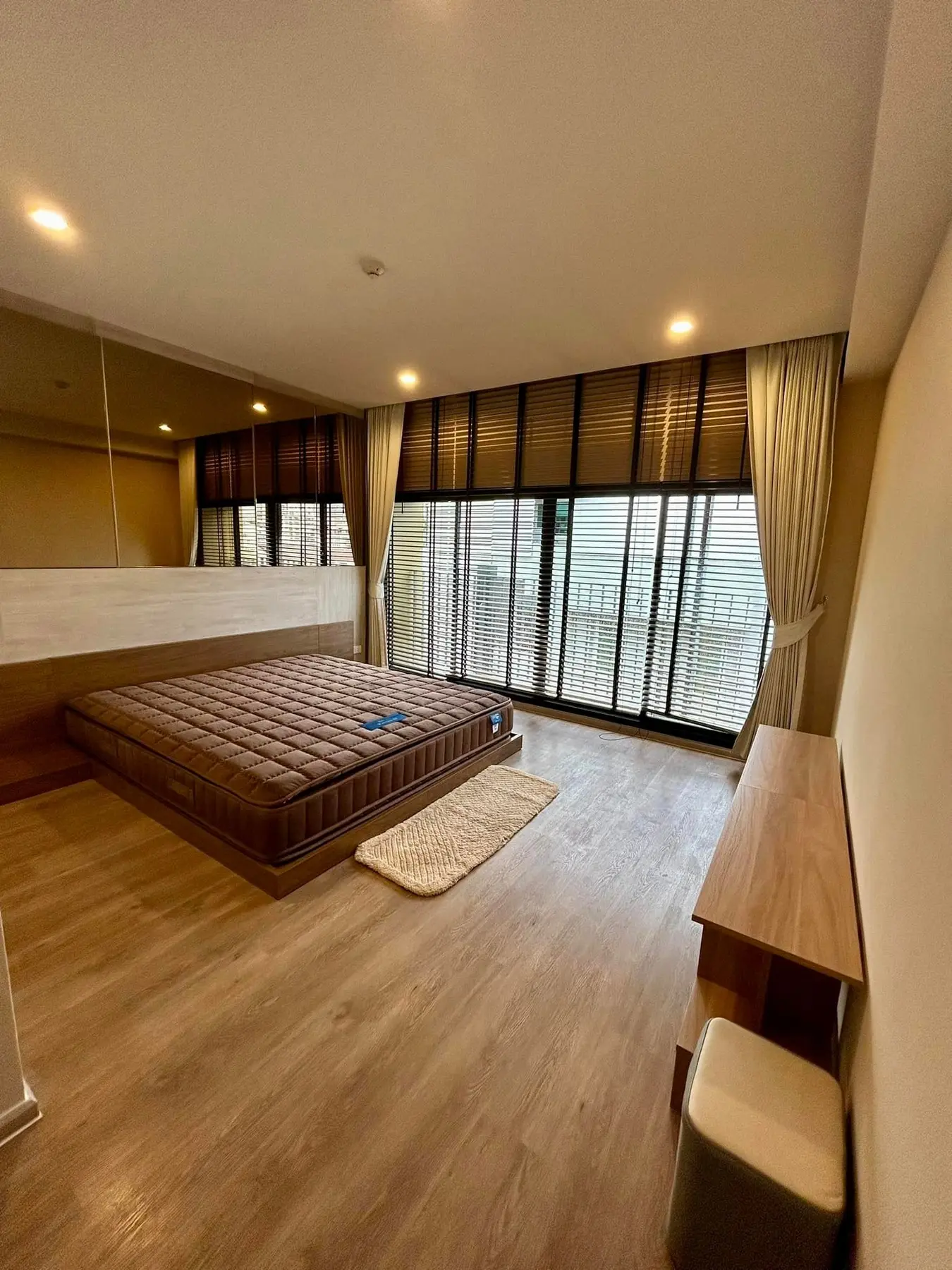 Property photos for Noble Above Wireless-Ruamrudee