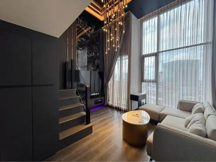 Property photos for Knightsbridge Space Ratchayothin