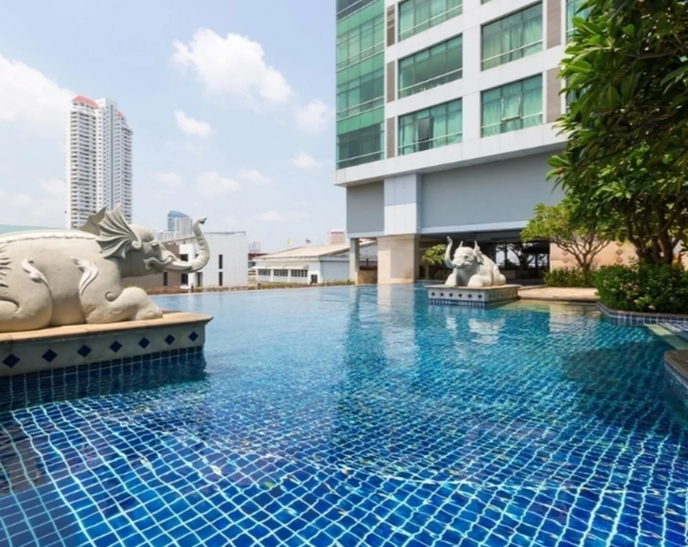 Property photos for Baan Sathorn Chaopraya