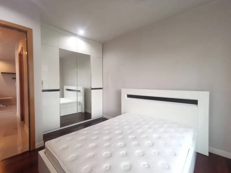 Property photos for Circle Condominium