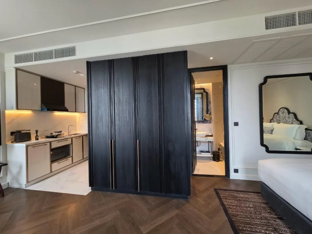 Property photos for La Clef / The Residences 38