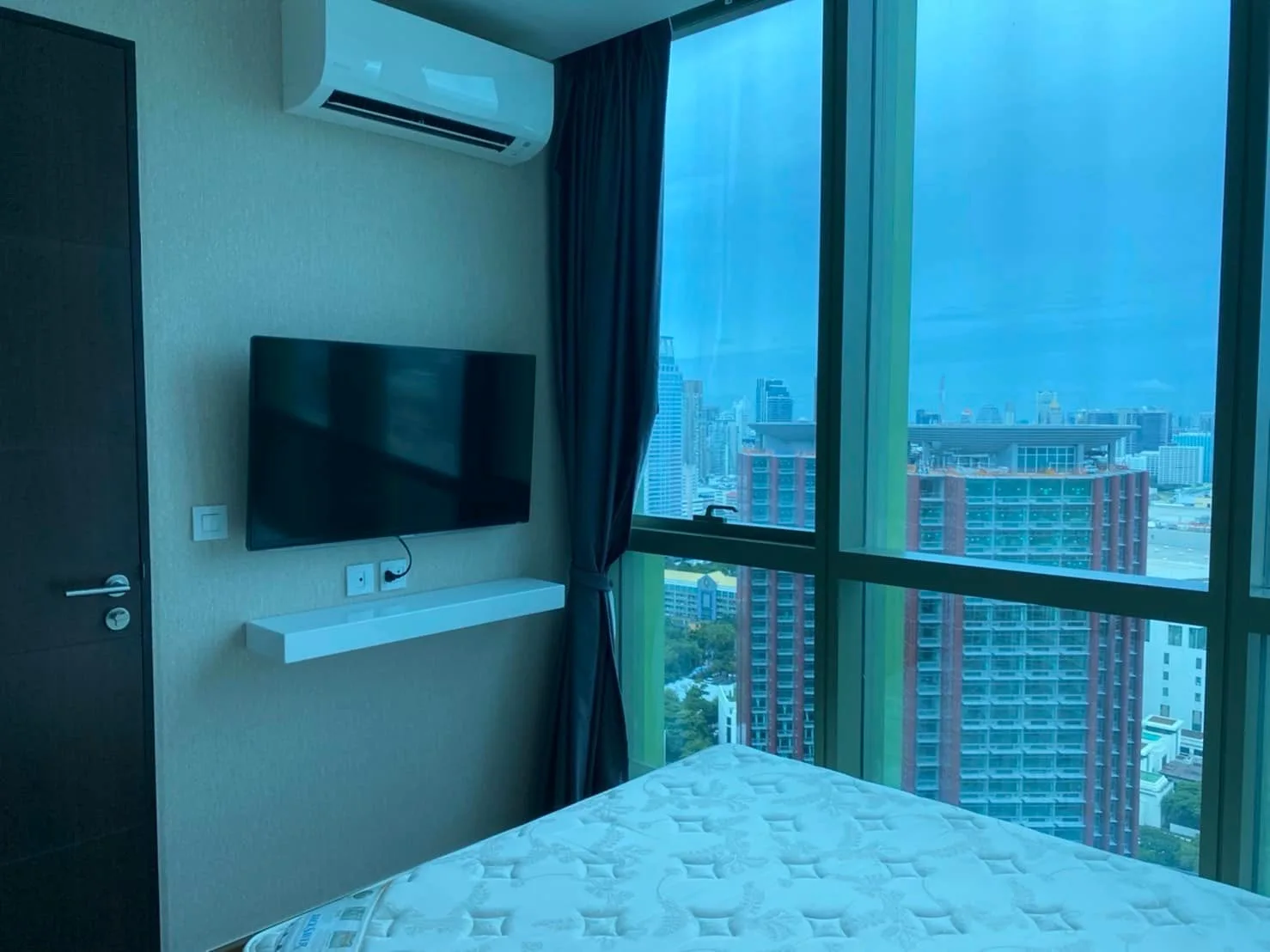 Property photos for Wish Signature  Midtown Siam