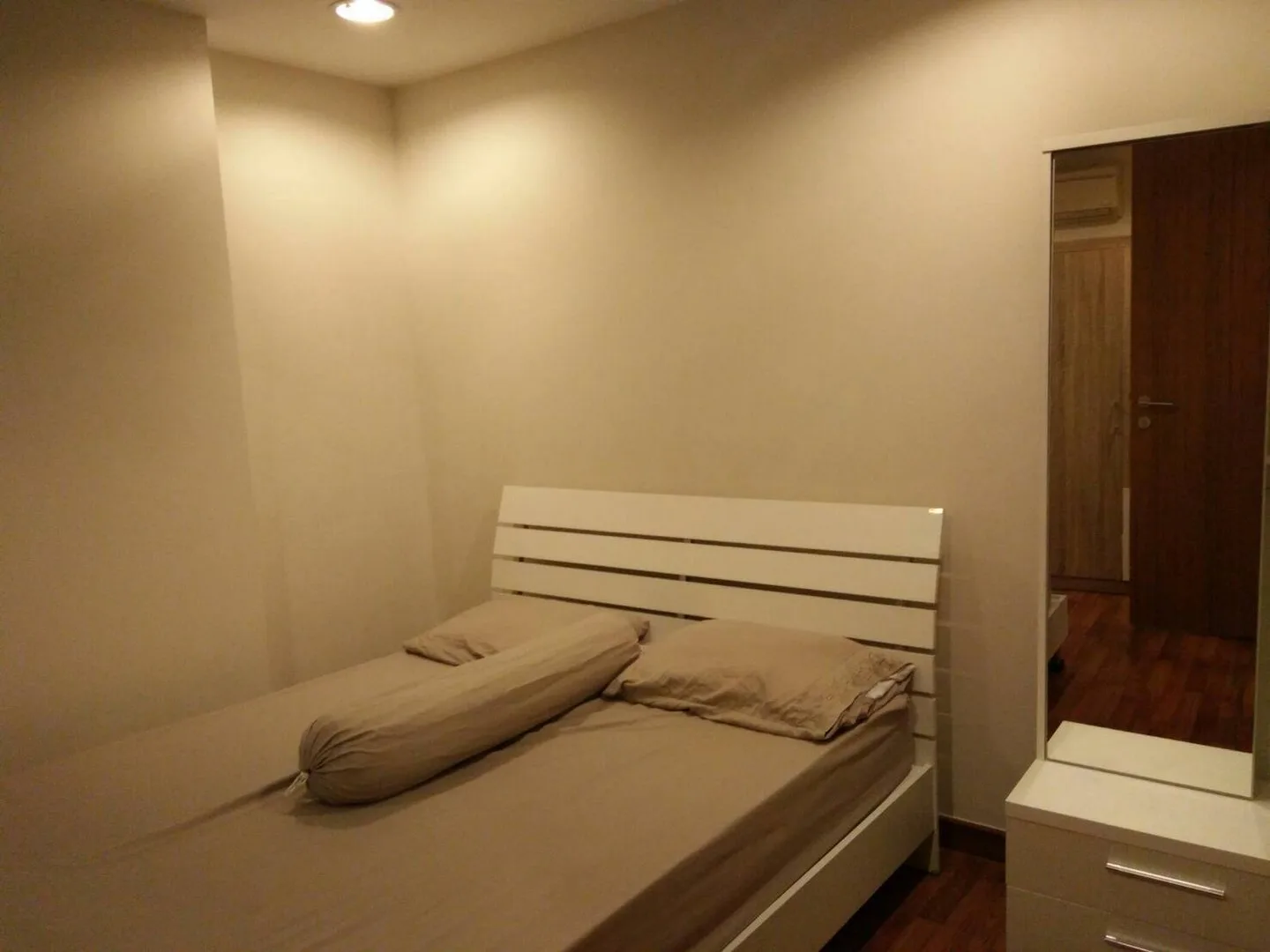 Property photos for Zenith Place Sukhumvit 42