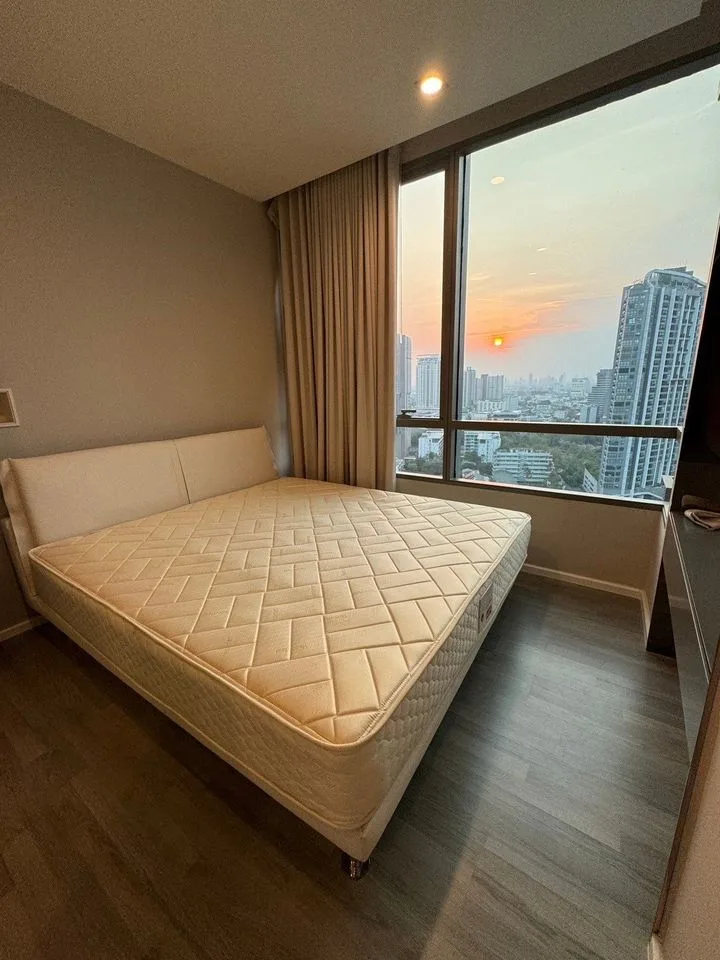 Property photos for The Room Sukhumvit 69