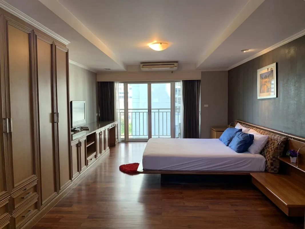 Property photos for Sathorn Park Place