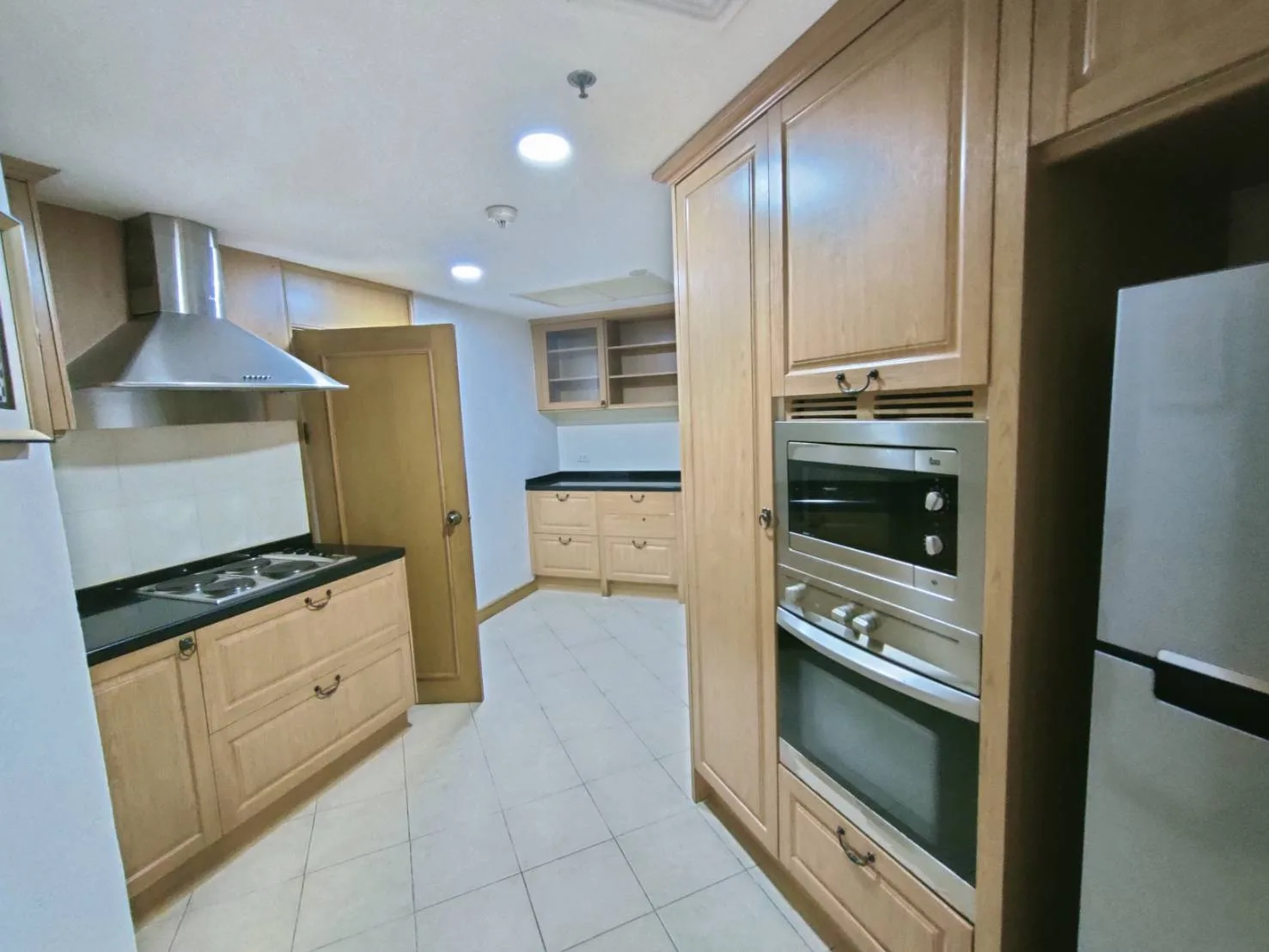 Property photos for Empire Sawasdee