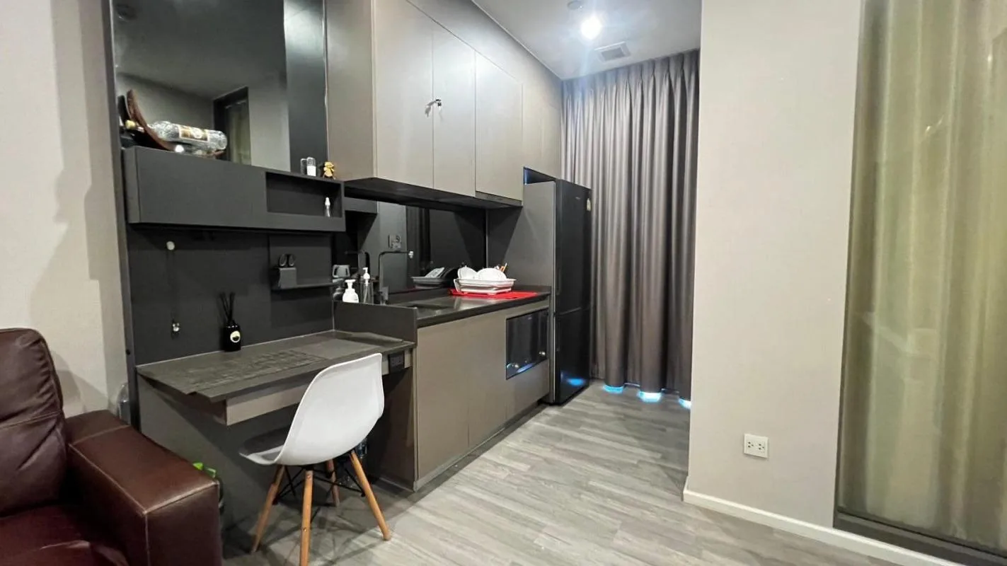 Property photos for The Room Sukhumvit 69