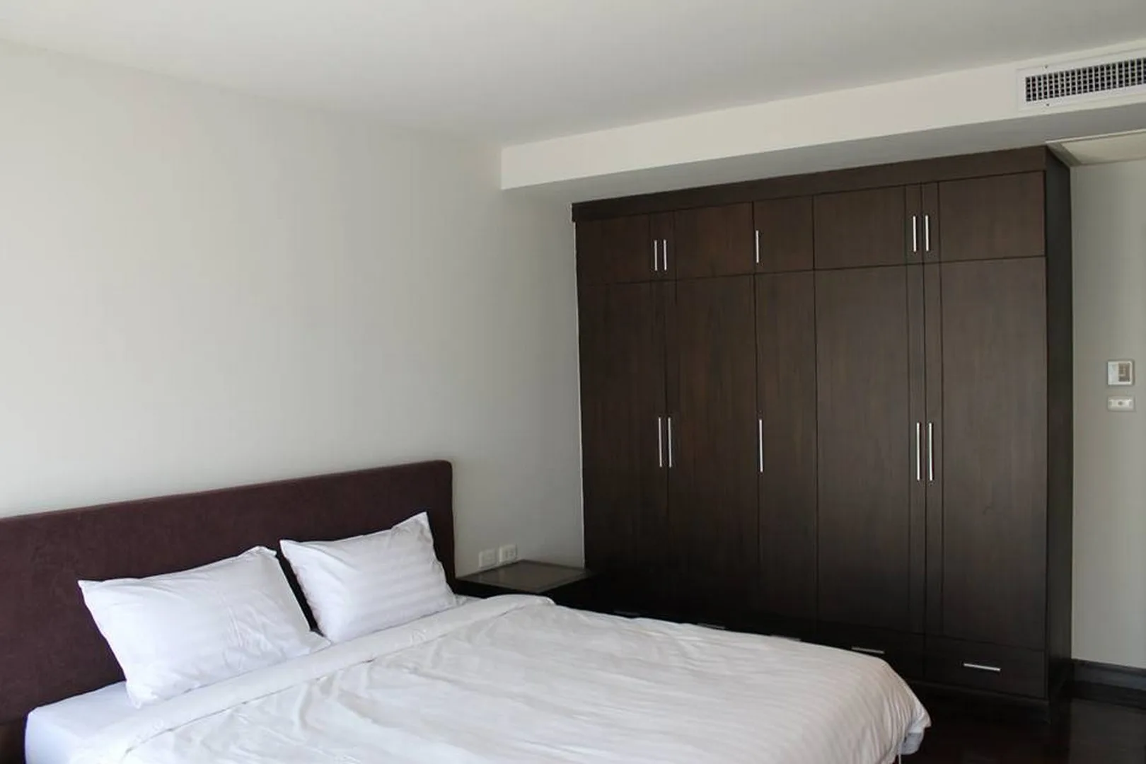 Property photos for Baan Thirapa