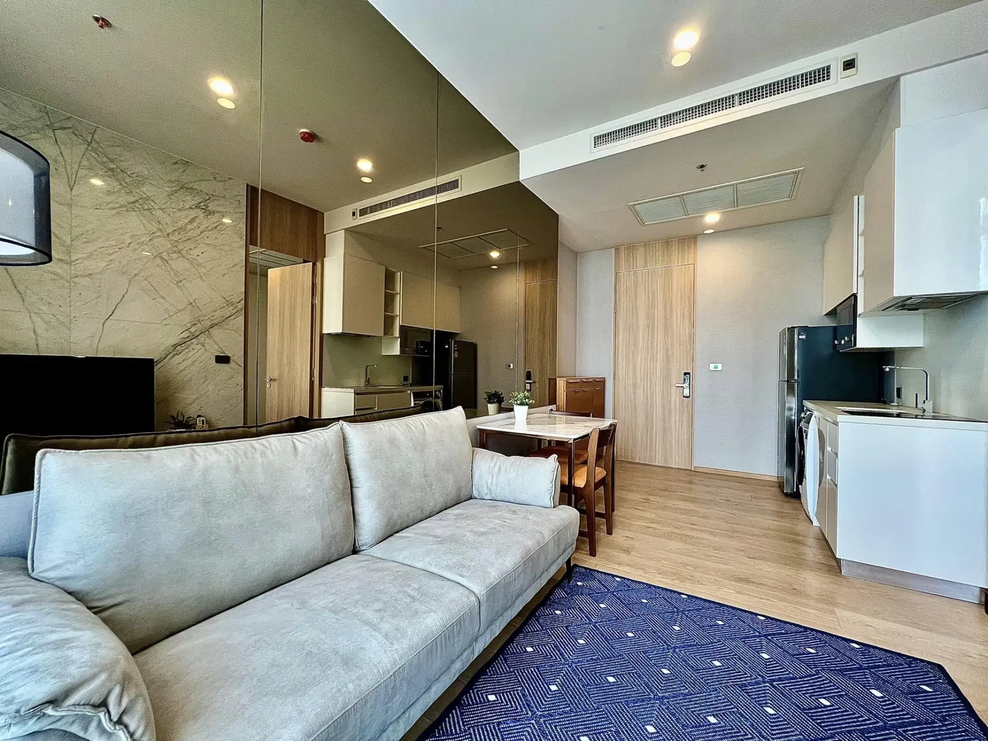 Property photos for Noble BE19