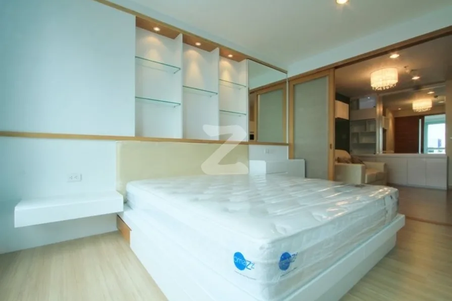 Property photos for Life @ Sathorn 10