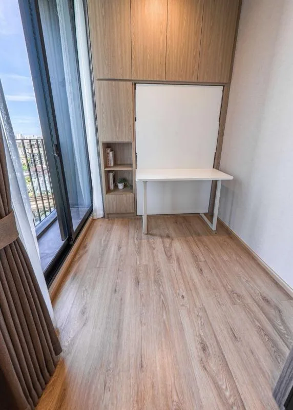 Property photos for Noble Around Ari