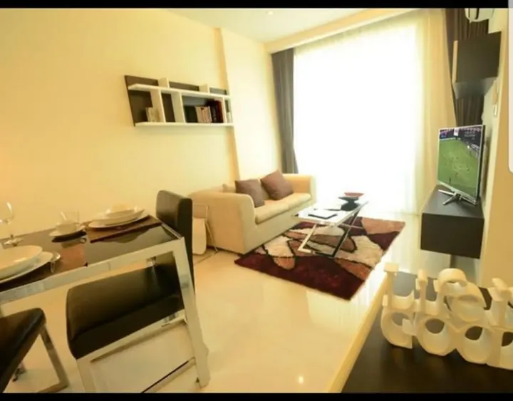 Property photos for Beverly 33