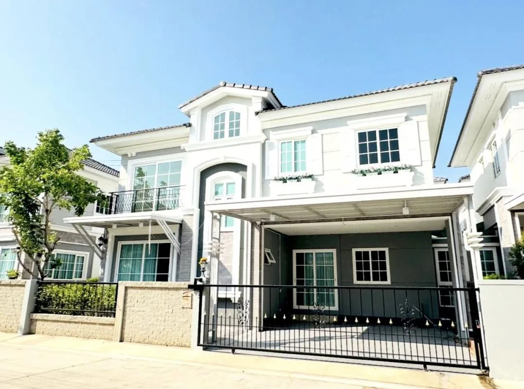 Property photos for Golden Neo Sukhumvit Lasalle