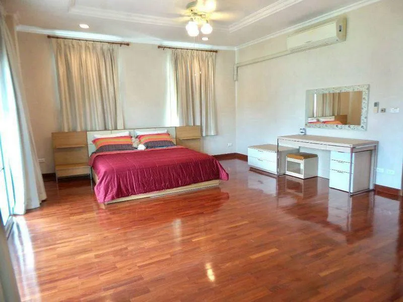 Property photos for Sittarom Regent Sukhumvit 105