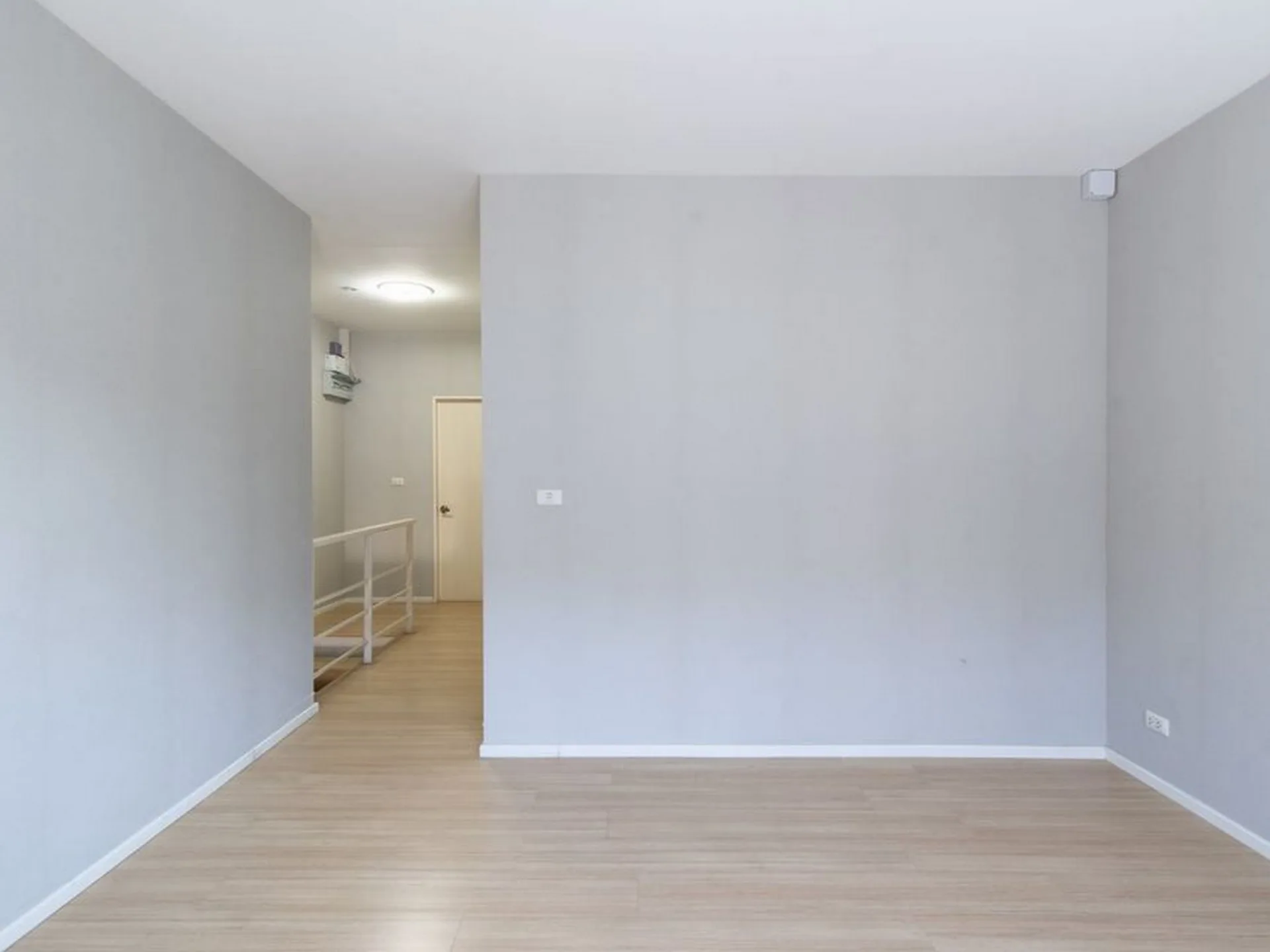 Property photos for Baan Klang Muang Sukhumvit 77