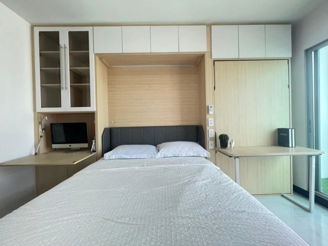 Property photos for The Parkland Srinakarin