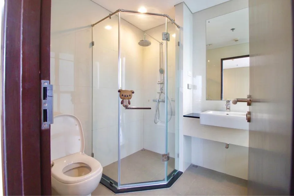Property photos for Le Luk