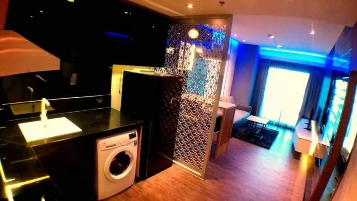 Property photos for Noble Refine