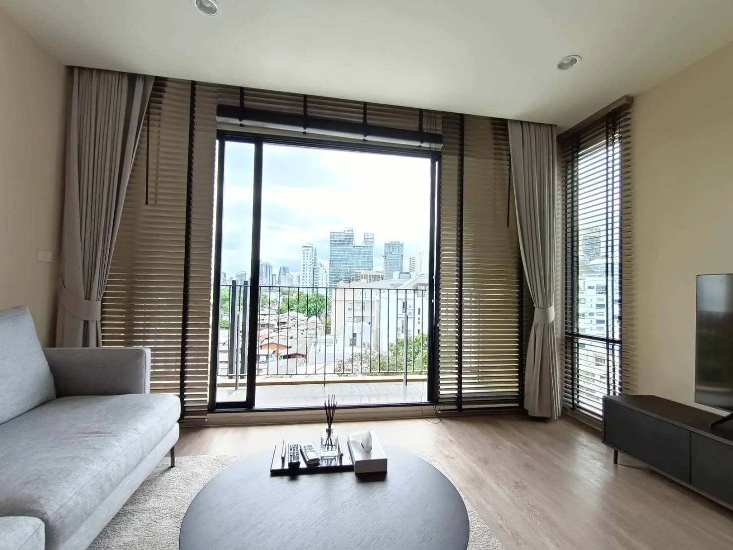 Property photos for Noble Above Wireless-Ruamrudee