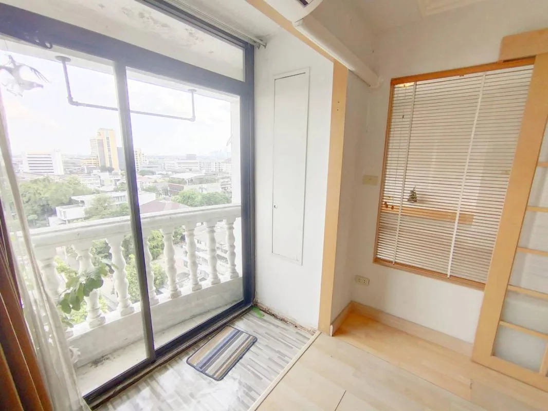 Property photos for 38 Mansion