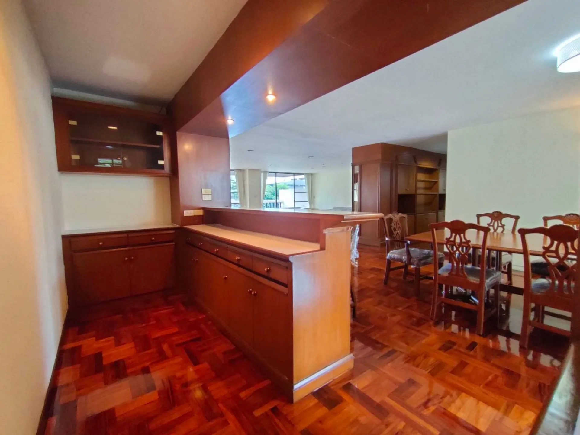 Property photos for Sriratana Mansion 1