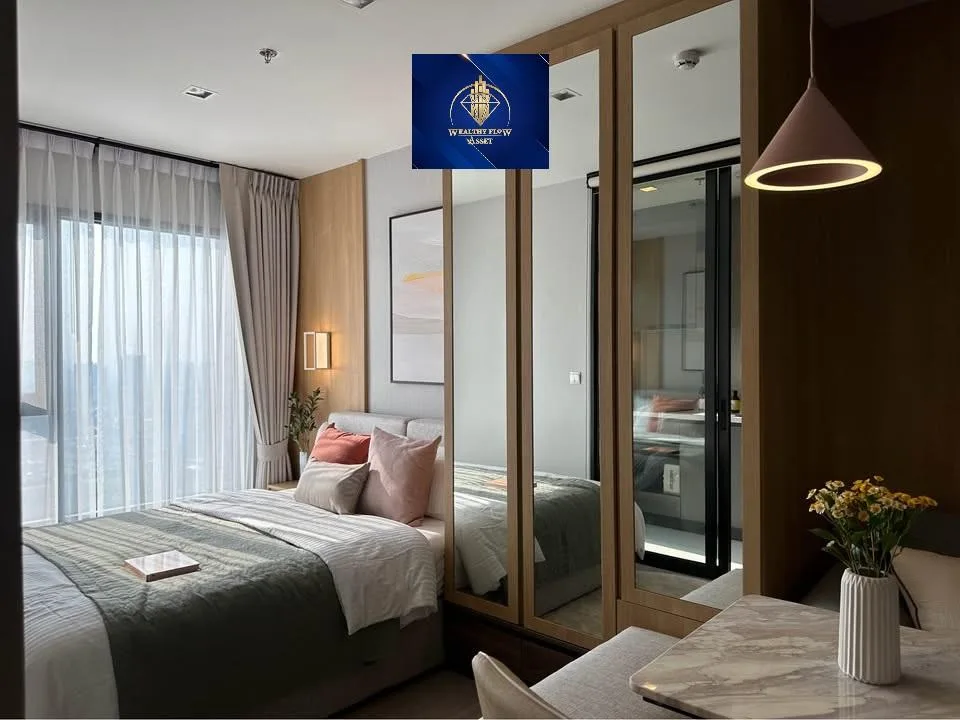 Property photos for Life Asoke Hype