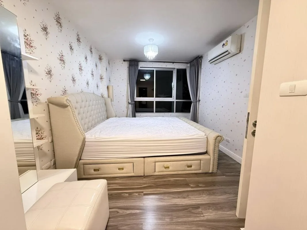 Property photos for The Clover Thonglor
