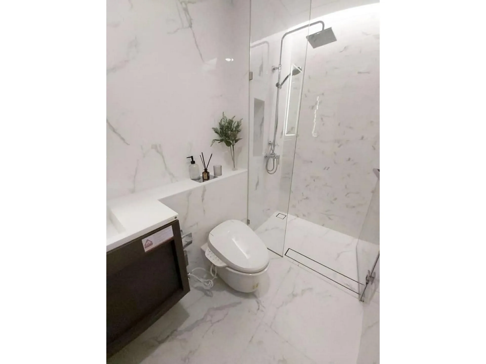 Property photos for Siamese Exclusive Queens