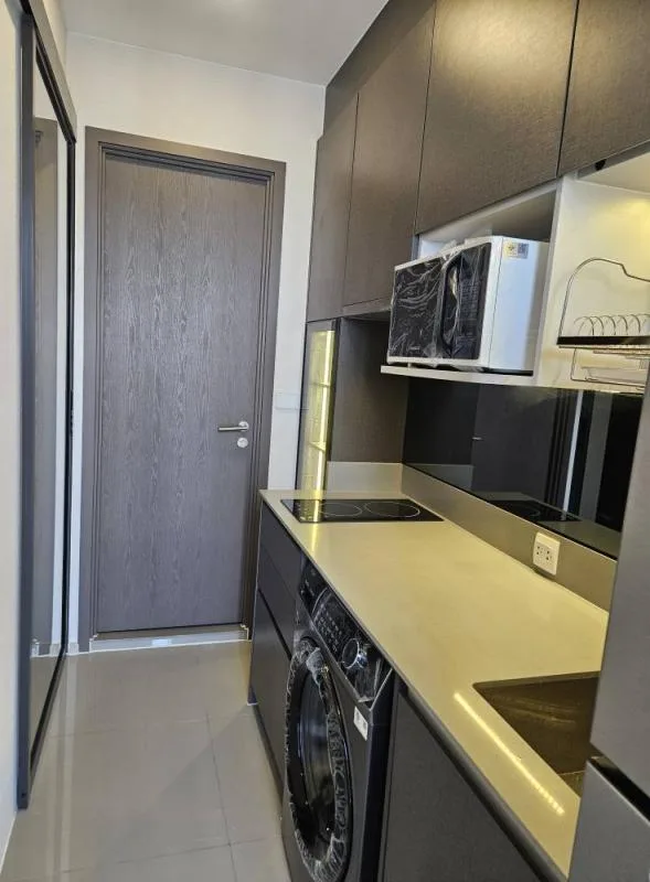 Property photos for The Privacy Jatujak