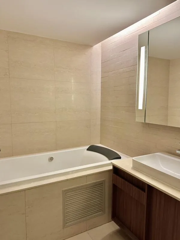 Property photos for The Hudson Sathorn 7