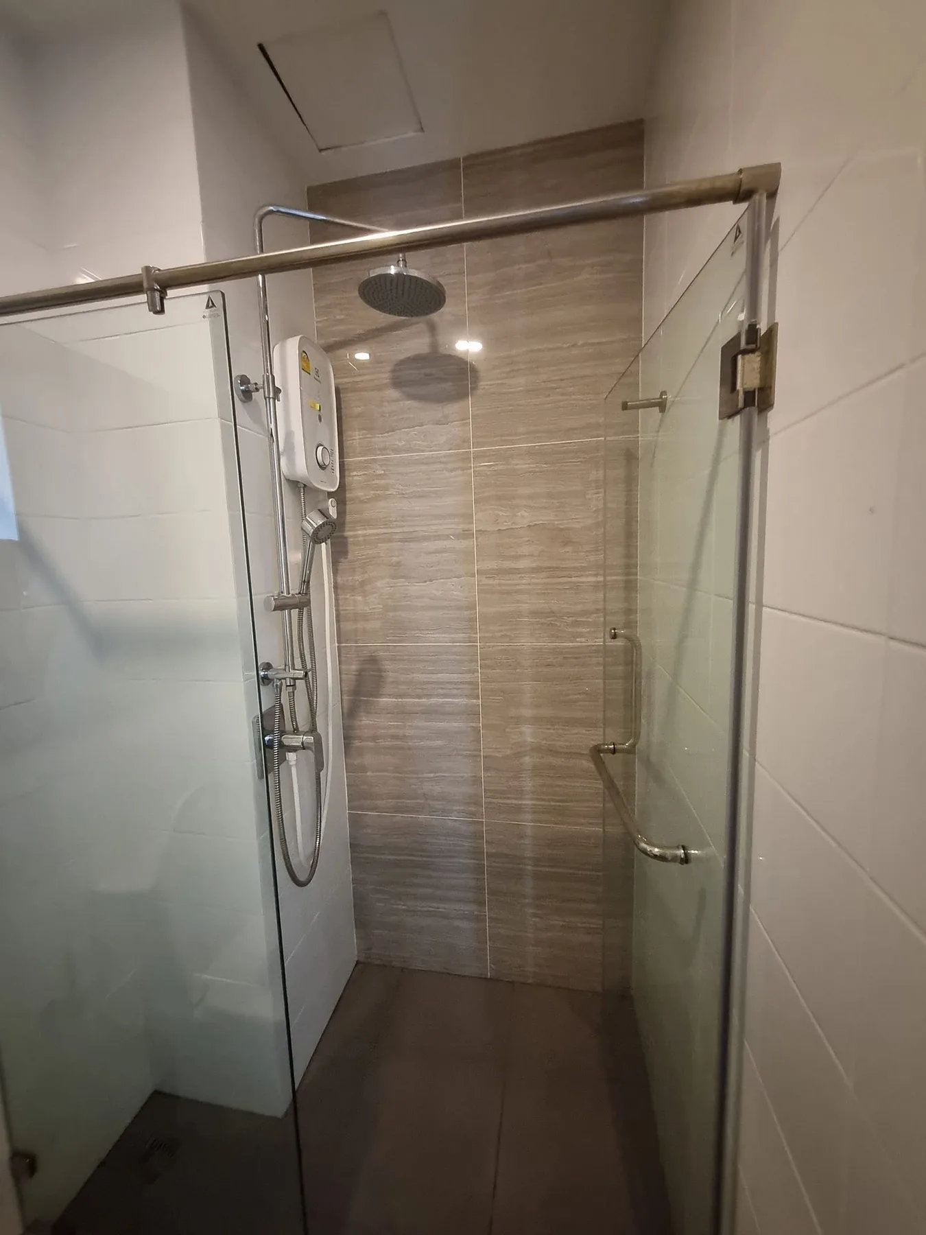 Property photos for Knightsbridge Prime Onnut