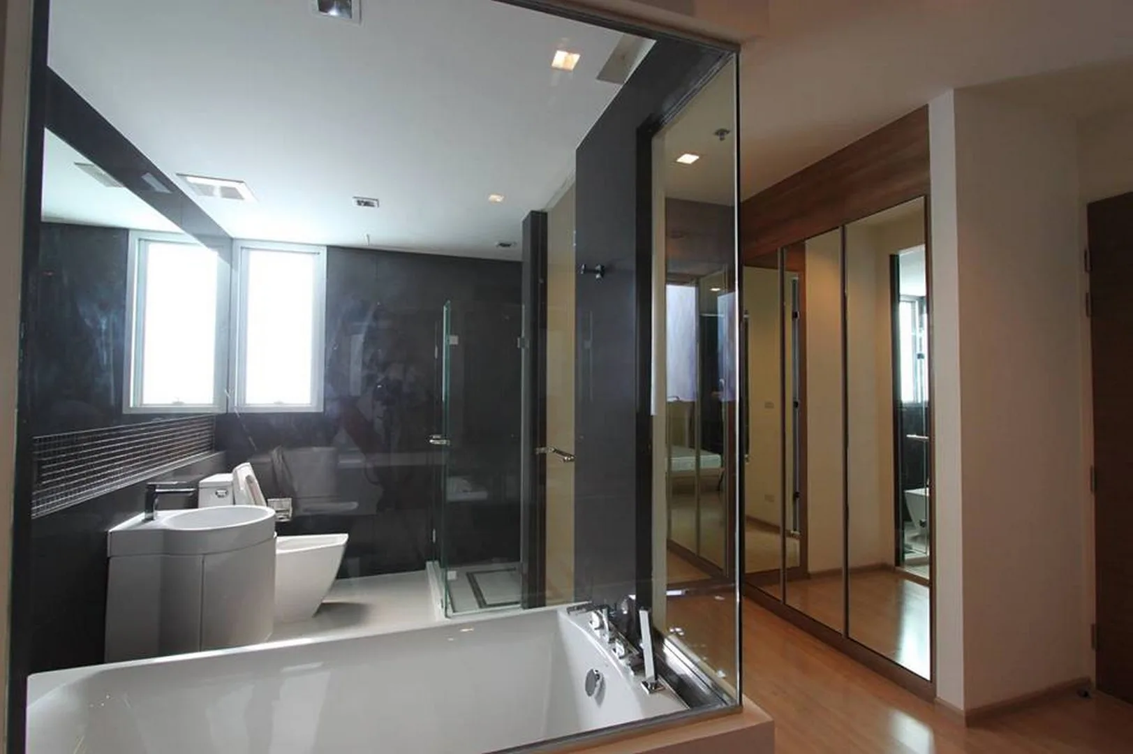 Property photos for Rhythm Phahol-Ari