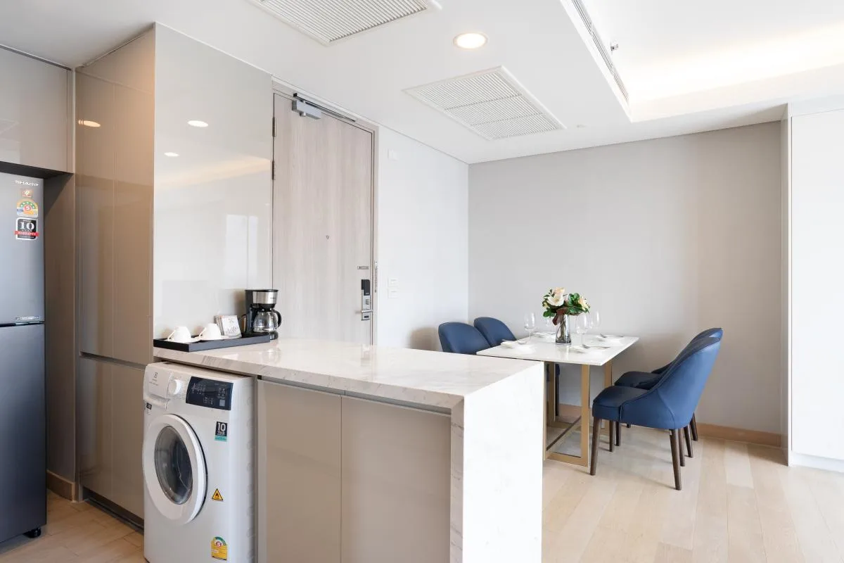Property photos for Siamese Exclusive Queens