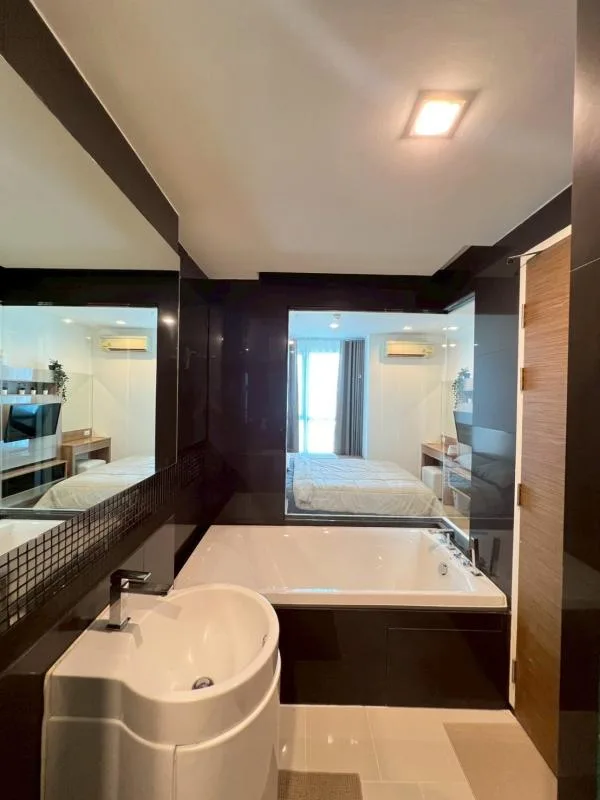 Property photos for Rhythm Sukhumvit 50