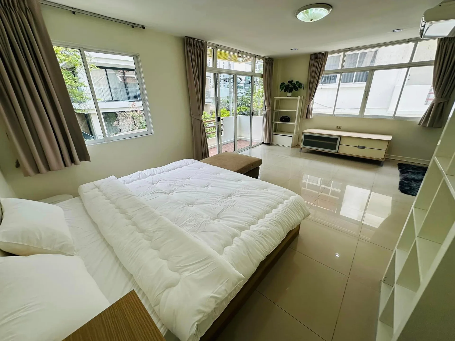 Property photos for Townhouse Suk 31 Alley, Lane 2