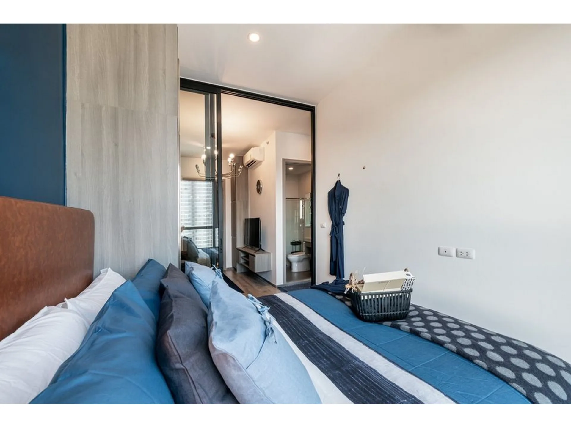 Property photos for Knightsbridge Prime Onnut