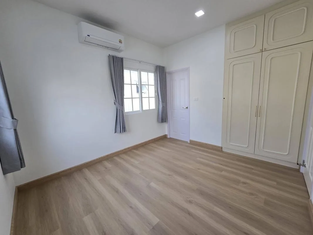 Property photos for Golden Neo Sukhumvit Lasalle