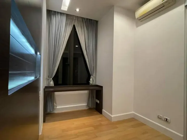 Property photos for Equinox